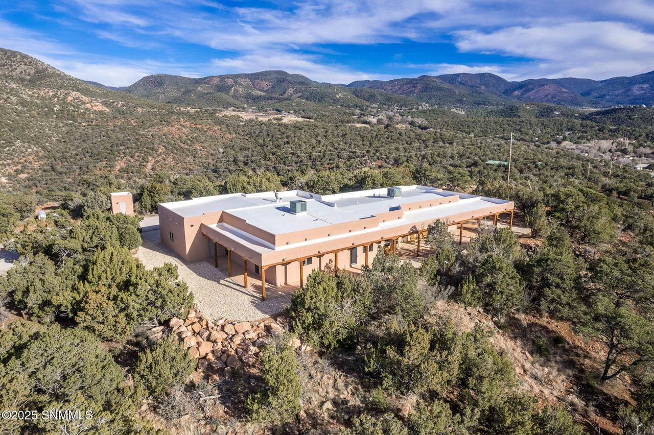 4 Colorado Place - Photo 1