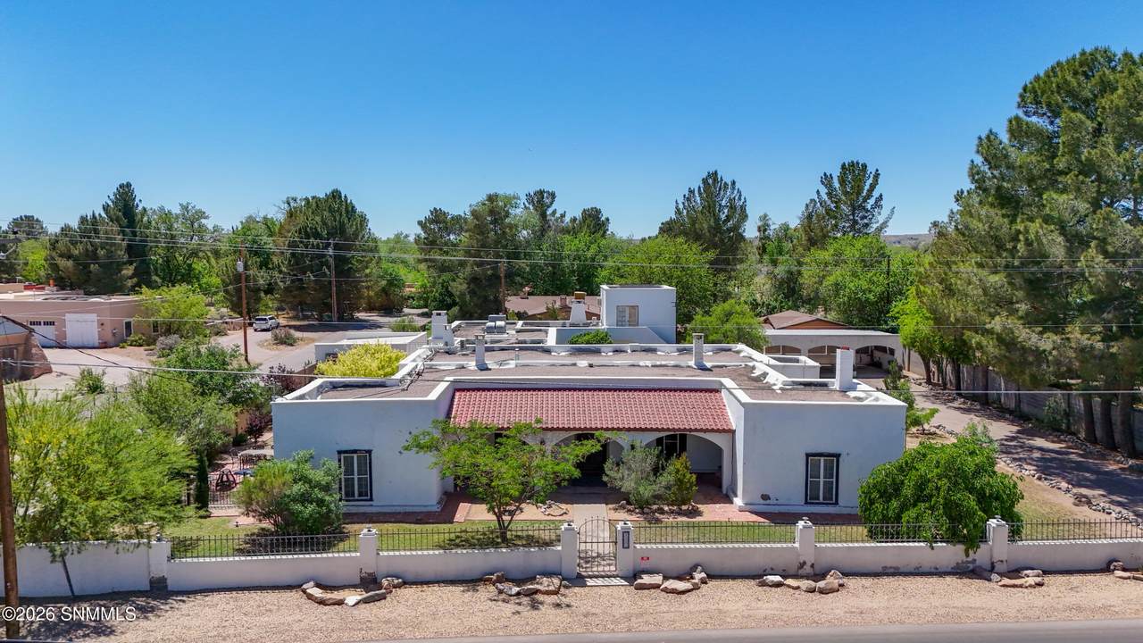 2220 Calle De Picacho - Photo 1