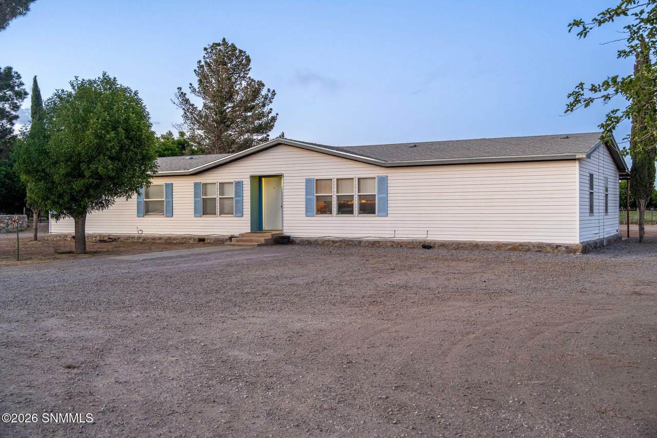 https://bt-photos.global.ssl.fastly.net/lascruces/1280_boomver_1_2601729-2.jpg