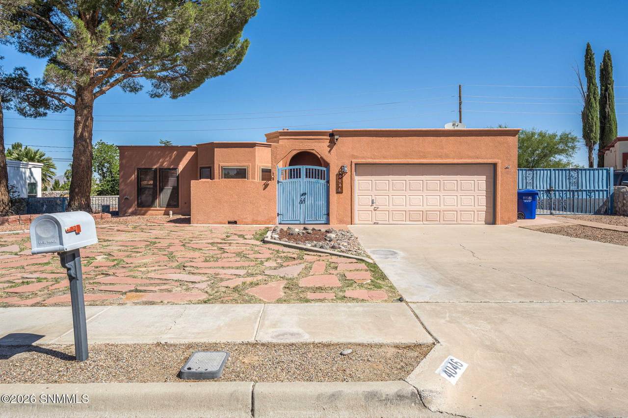 https://bt-photos.global.ssl.fastly.net/lascruces/1280_boomver_1_2601744-2.jpg