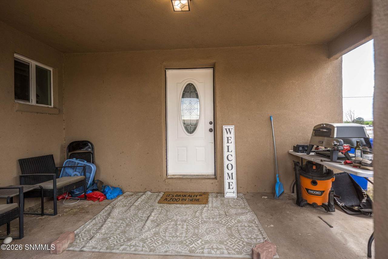 https://bt-photos.global.ssl.fastly.net/lascruces/1280_boomver_1_2601748-2.jpg