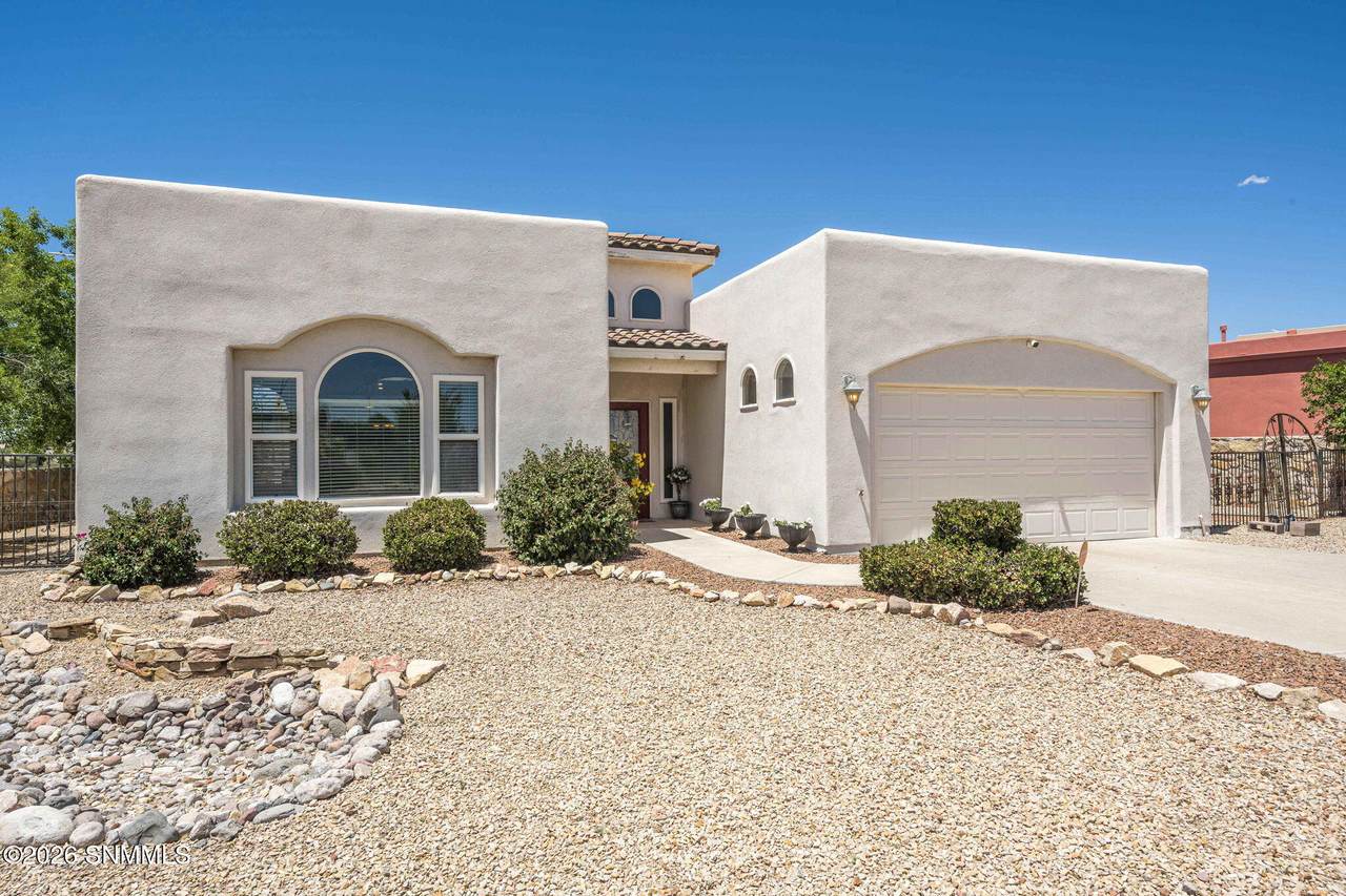 4051 Bella Sierra Drive - Photo 1