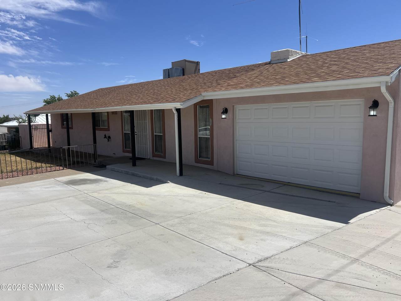 https://bt-photos.global.ssl.fastly.net/lascruces/1280_boomver_1_2601835-2.jpg