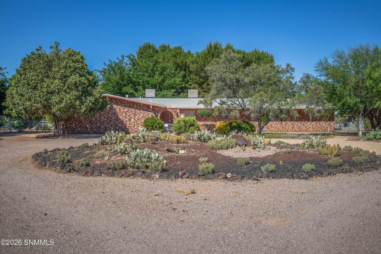 4735 Campbell Road - Photo 1