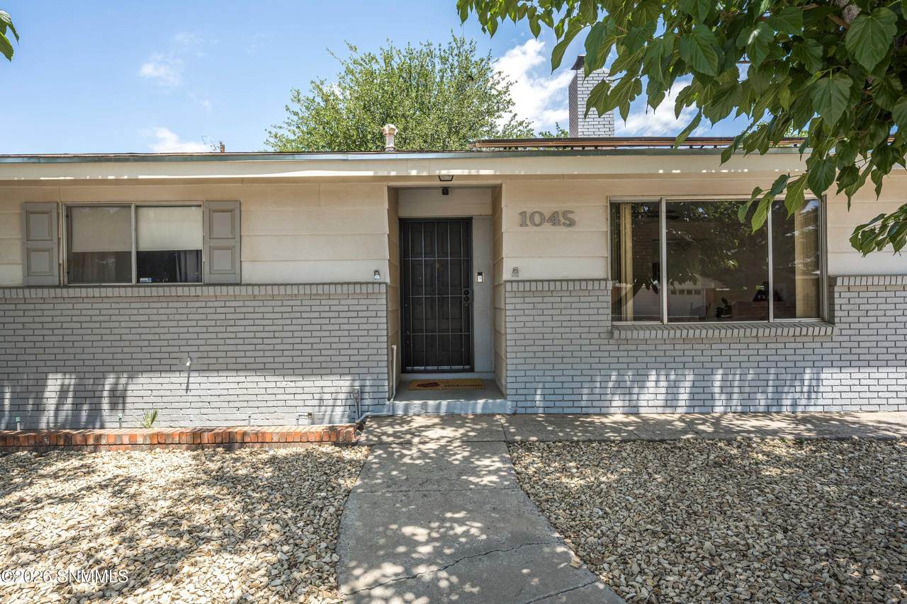 https://bt-photos.global.ssl.fastly.net/lascruces/1280_boomver_1_2601875-2.jpg