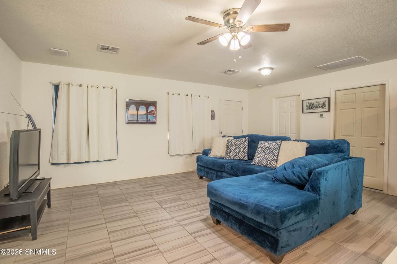 https://bt-photos.global.ssl.fastly.net/lascruces/1280_boomver_1_2601906-2.jpg