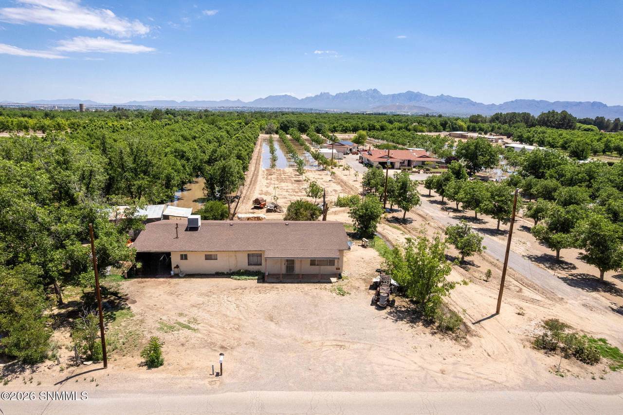 https://bt-photos.global.ssl.fastly.net/lascruces/1280_boomver_1_2601929-2.jpg