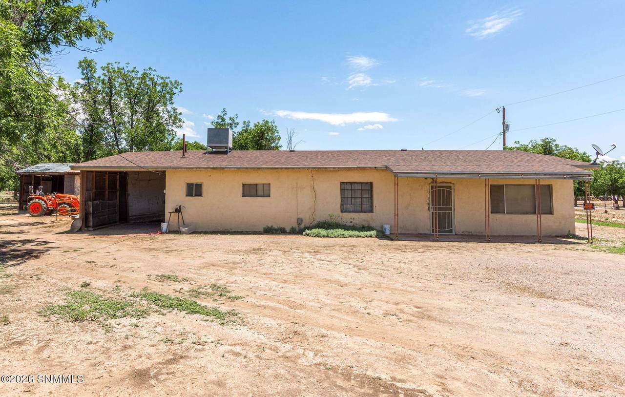 https://bt-photos.global.ssl.fastly.net/lascruces/1280_boomver_1_2601929-2.jpg