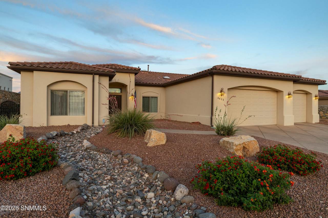 https://bt-photos.global.ssl.fastly.net/lascruces/1280_boomver_1_2601933-2.jpg