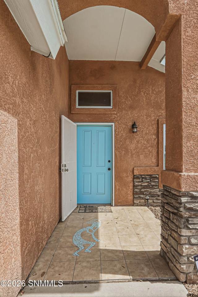 https://bt-photos.global.ssl.fastly.net/lascruces/1280_boomver_1_2601941-2.jpg