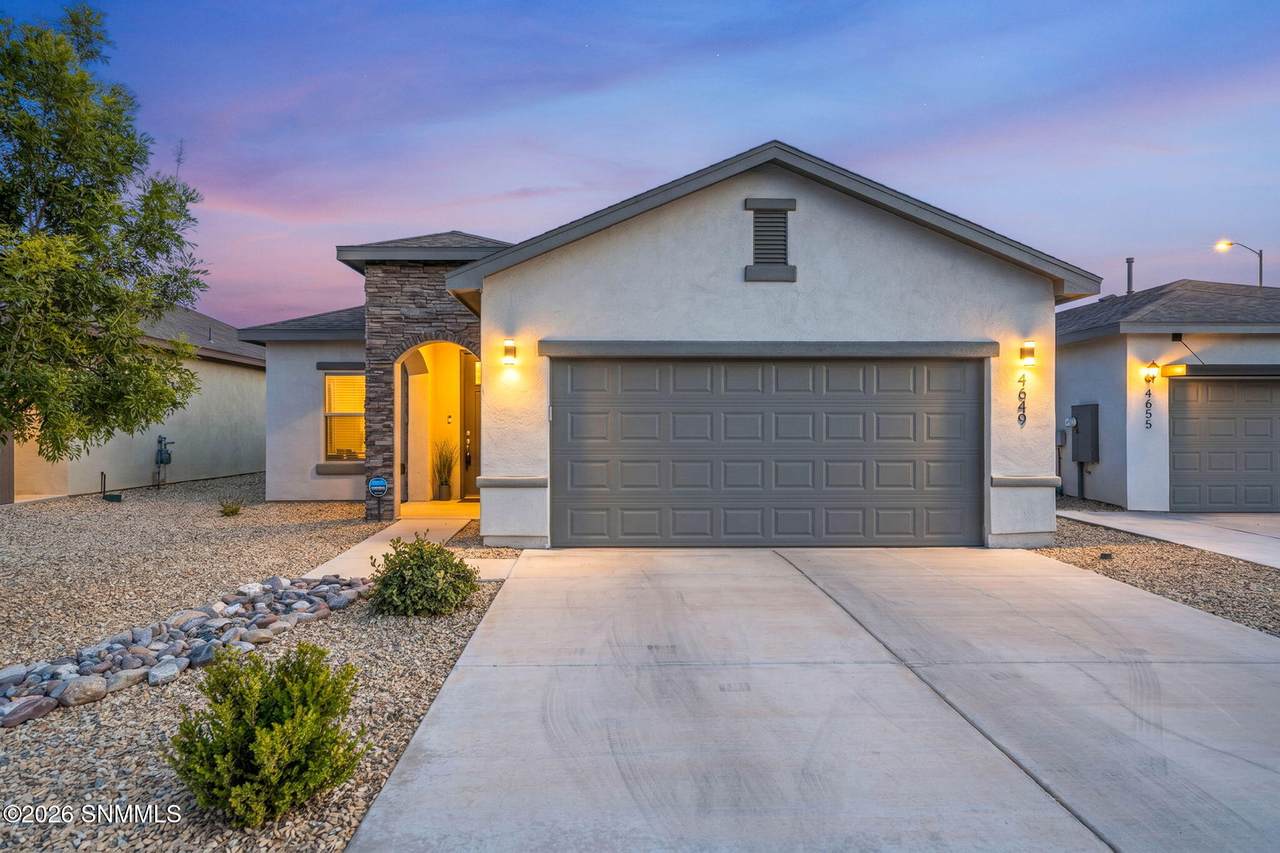 4649 Valentina Road - Photo 1