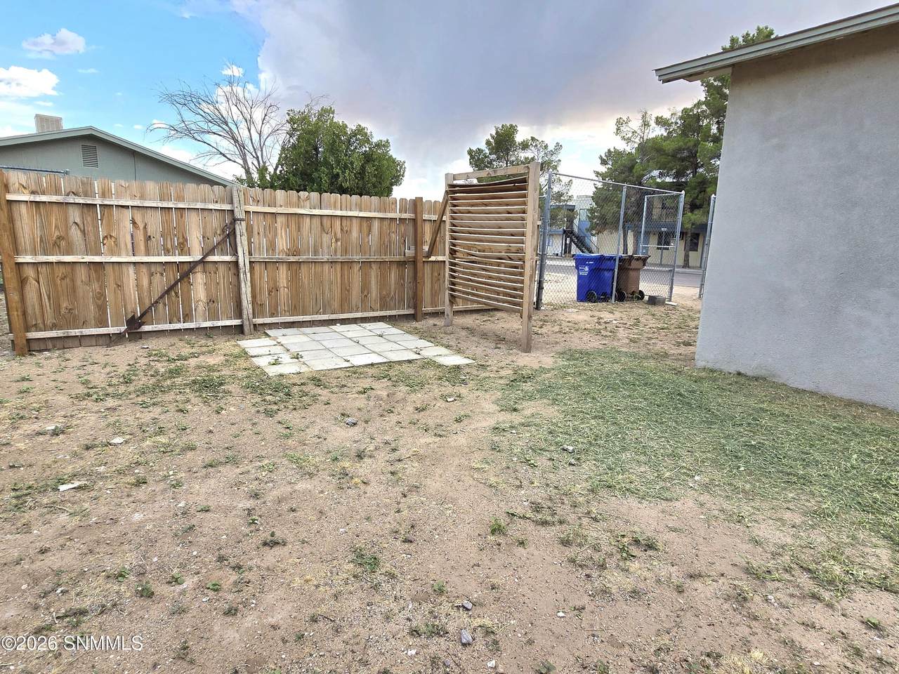 https://bt-photos.global.ssl.fastly.net/lascruces/1280_boomver_1_2601954-2.jpg