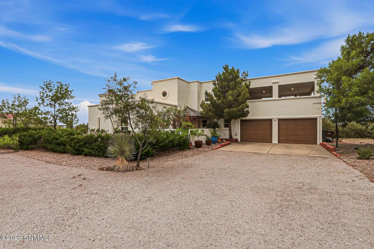 https://bt-photos.global.ssl.fastly.net/lascruces/1280_boomver_1_2601974-2.jpg