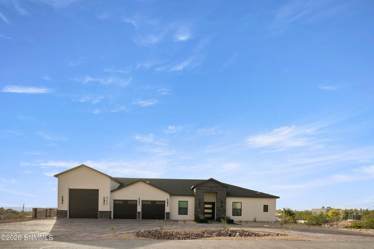 https://bt-photos.global.ssl.fastly.net/lascruces/1280_boomver_1_2601976-2.jpg