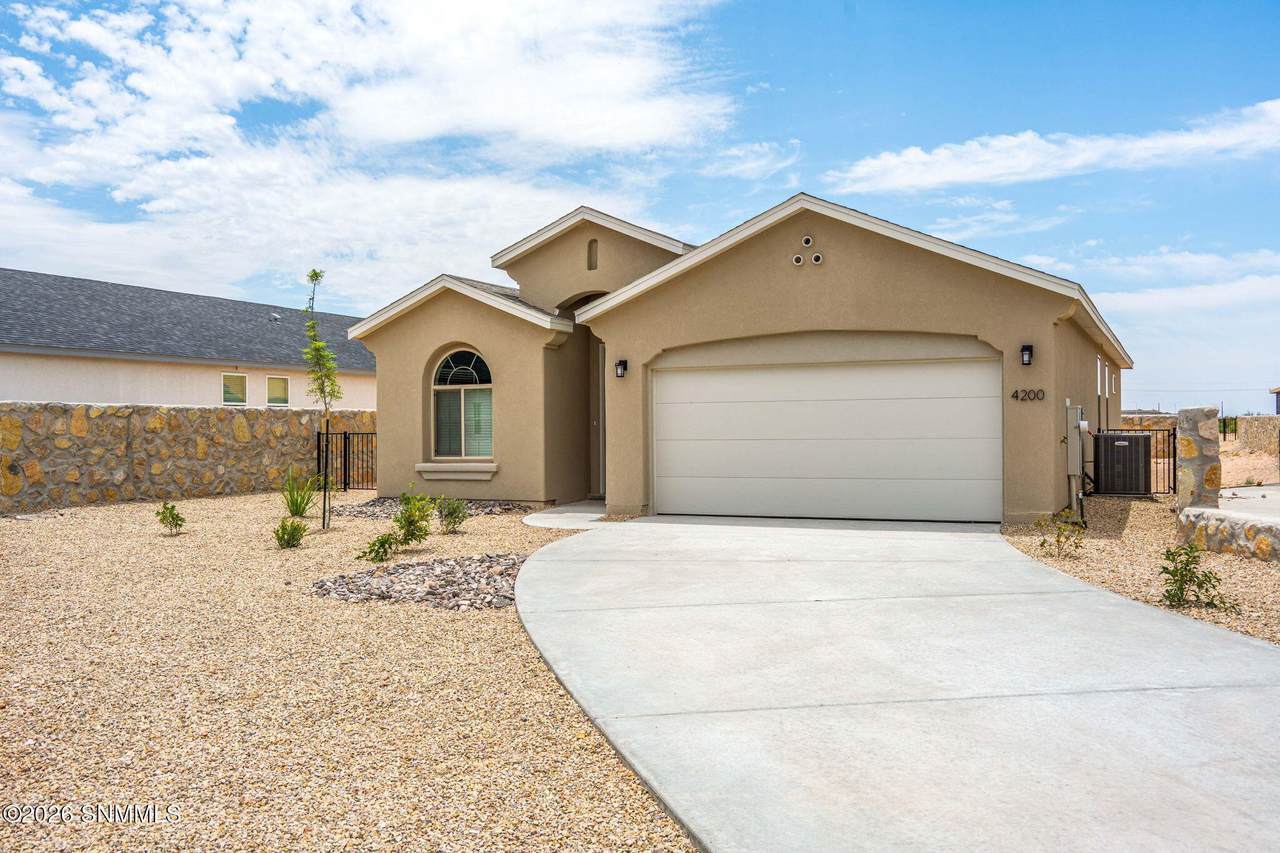 https://bt-photos.global.ssl.fastly.net/lascruces/1280_boomver_1_2602012-2.jpg