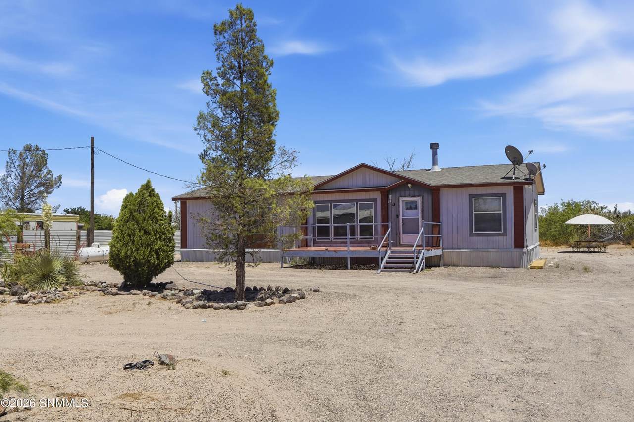 3255 North Lane - Photo 1