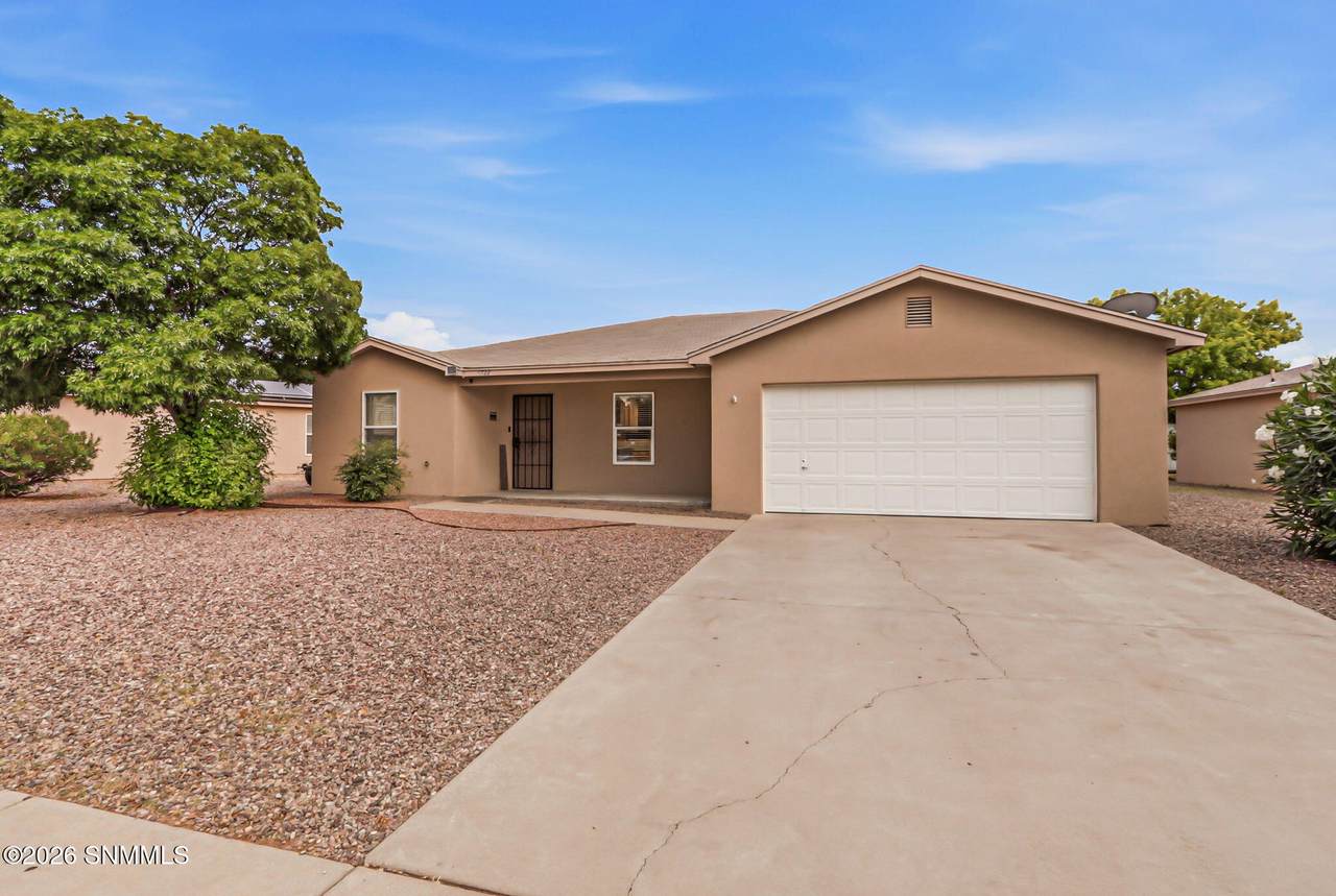 5722 Pecan Lane - Photo 1