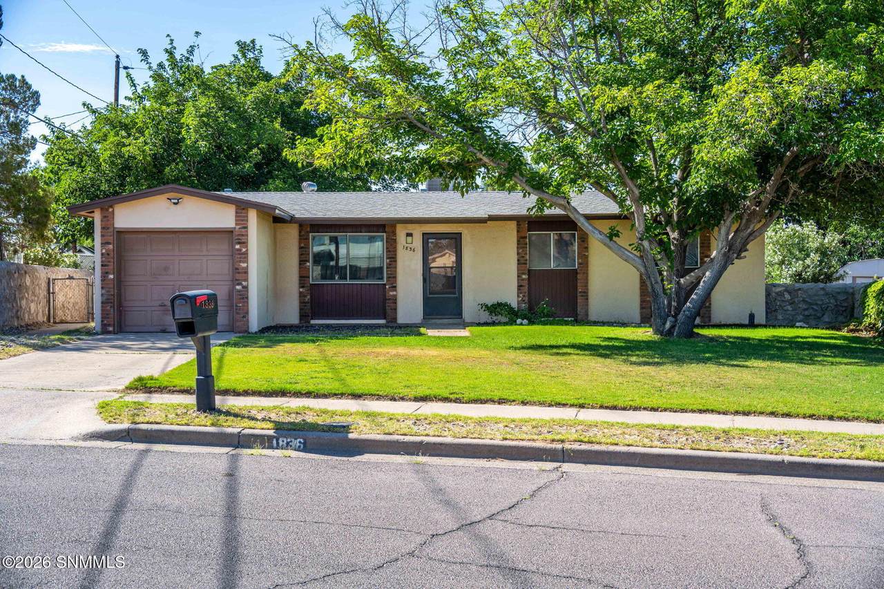 1836 Juniper Avenue - Photo 1