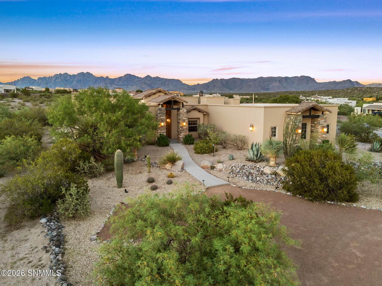 https://bt-photos.global.ssl.fastly.net/lascruces/1280_boomver_1_2602106-2.jpg