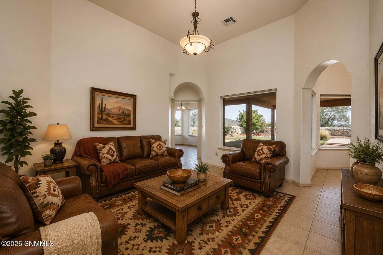 https://bt-photos.global.ssl.fastly.net/lascruces/1280_boomver_1_2602108-2.jpg