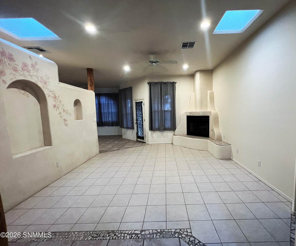 https://bt-photos.global.ssl.fastly.net/lascruces/1280_boomver_1_2602159-2.jpg