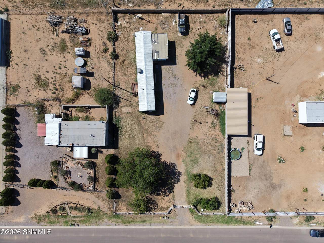 9518 Higgins Lane - Photo 1