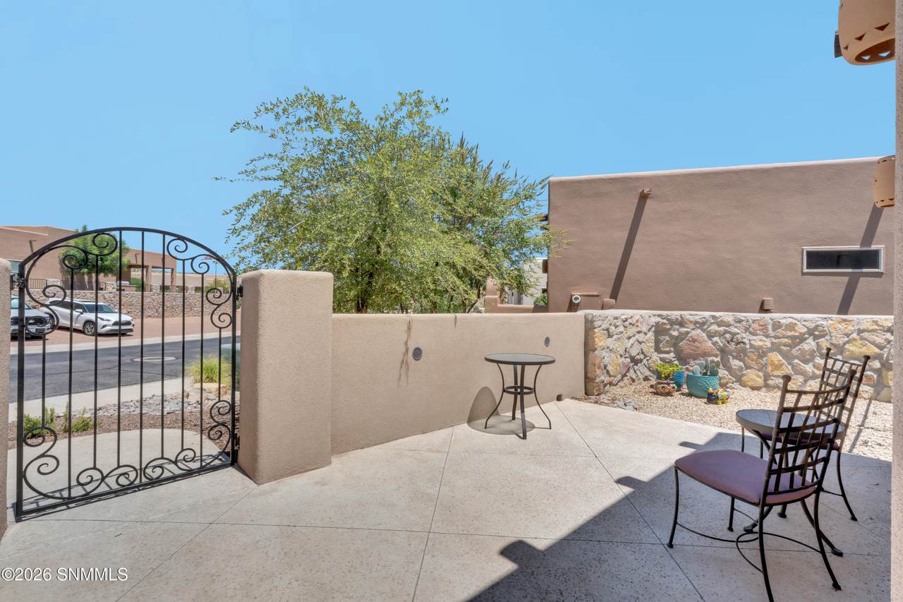 https://bt-photos.global.ssl.fastly.net/lascruces/1280_boomver_1_2602193-2.jpg