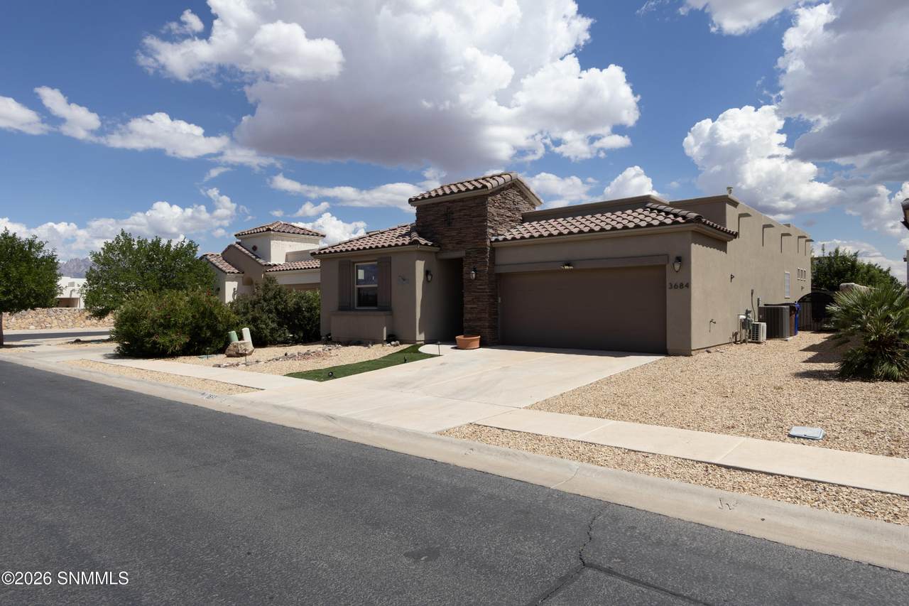 https://bt-photos.global.ssl.fastly.net/lascruces/1280_boomver_1_2602250-2.jpg