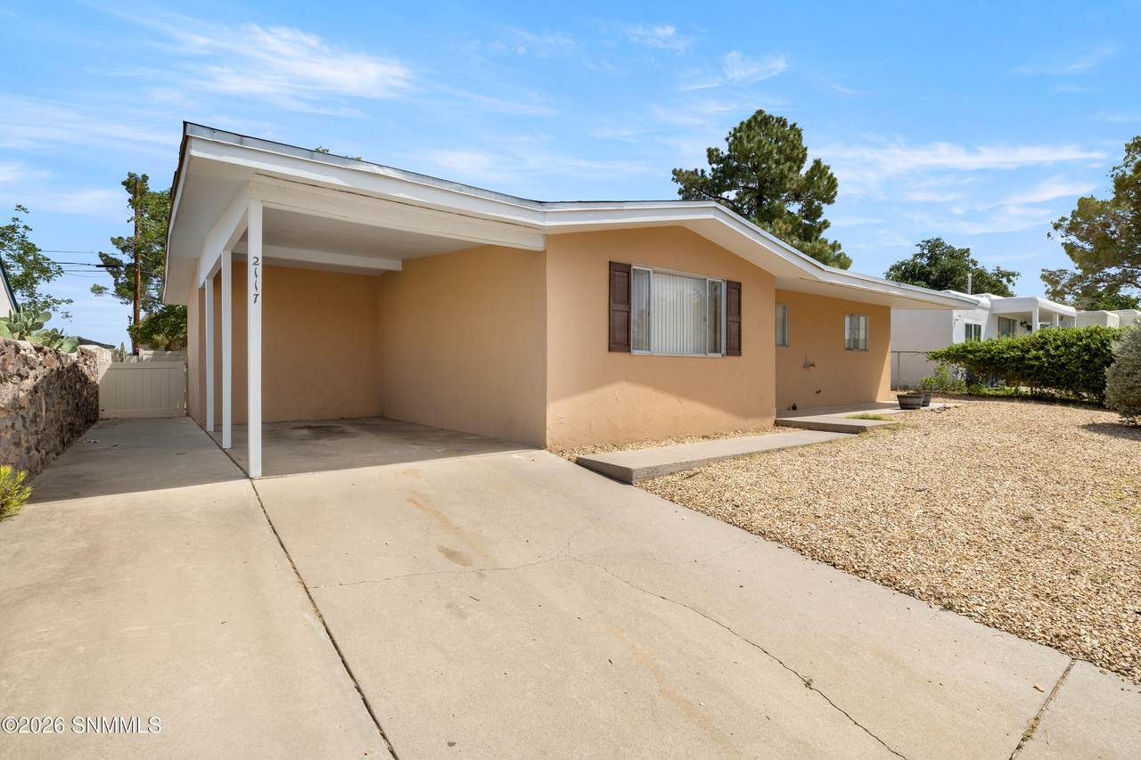https://bt-photos.global.ssl.fastly.net/lascruces/1280_boomver_1_2602298-2.jpg