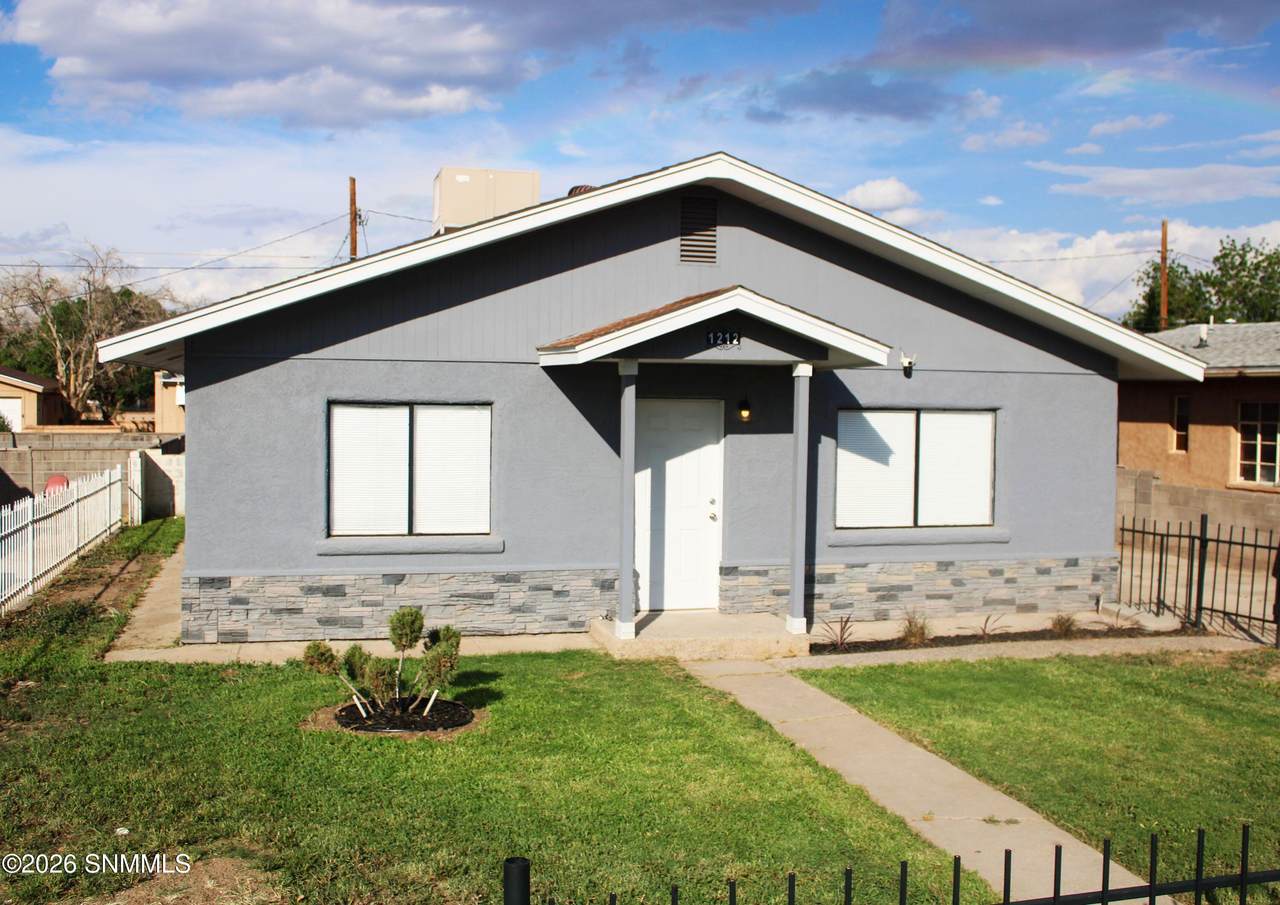 https://bt-photos.global.ssl.fastly.net/lascruces/1280_boomver_1_2602300-2.jpg