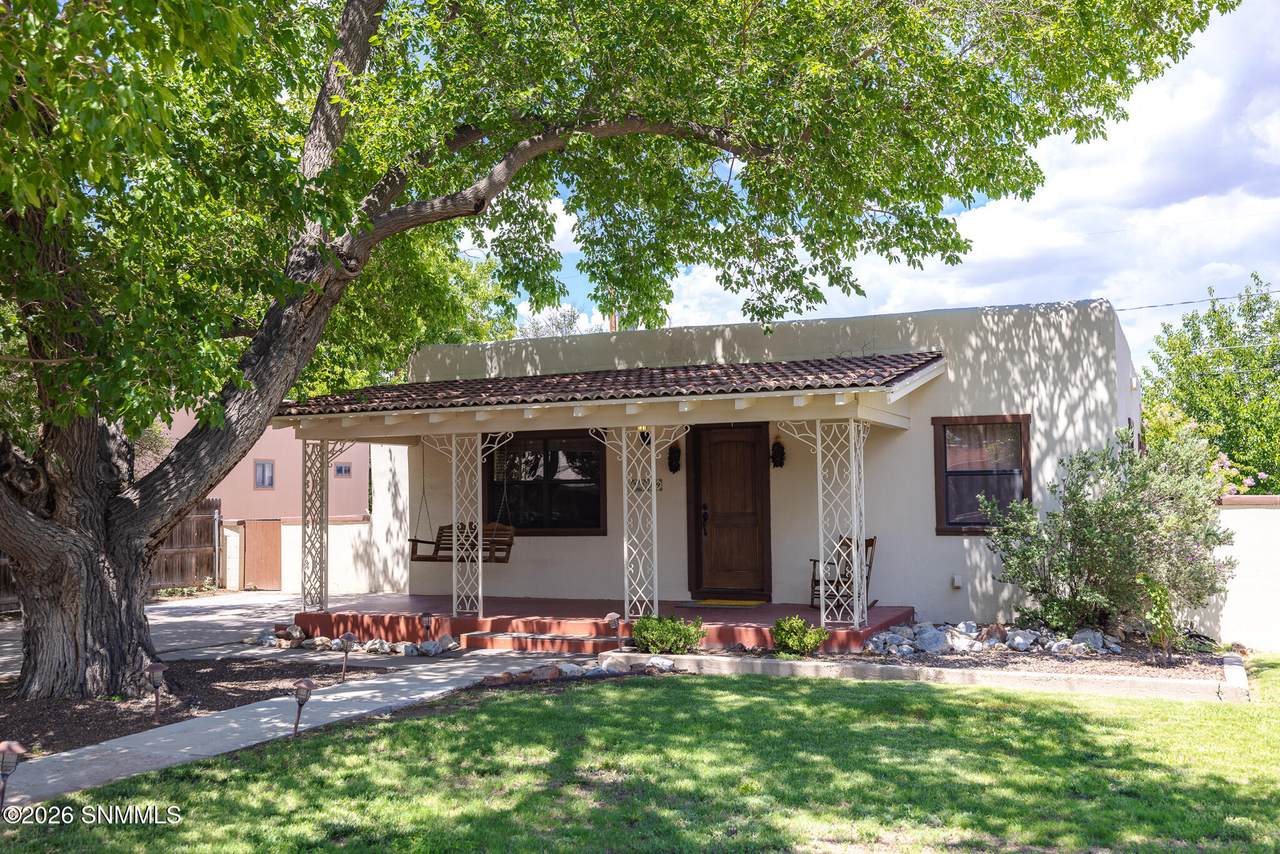 3309 East Street - Photo 1