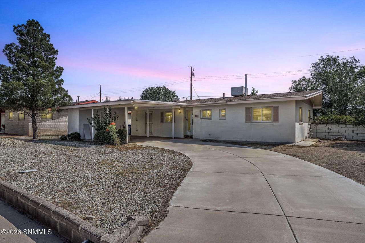 1015 Calle Del Encanto - Photo 1