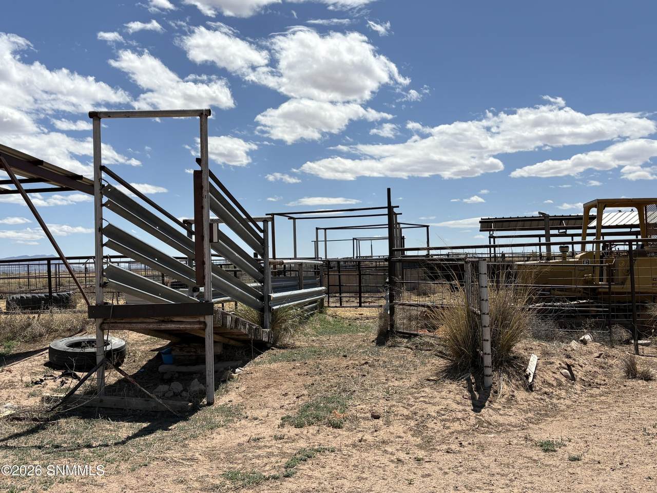 https://bt-photos.global.ssl.fastly.net/lascruces/1280_boomver_1_2602333-2.jpg