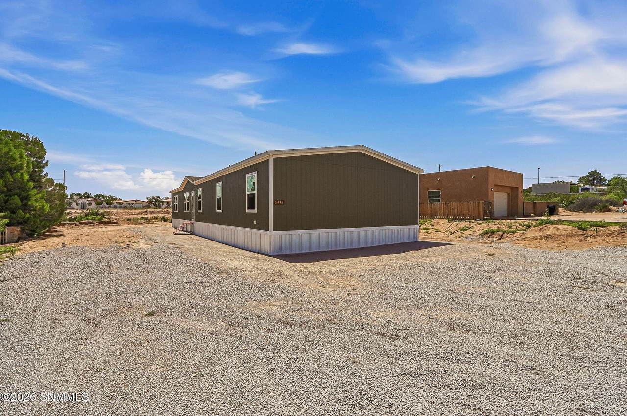https://bt-photos.global.ssl.fastly.net/lascruces/1280_boomver_1_2602352-2.jpg
