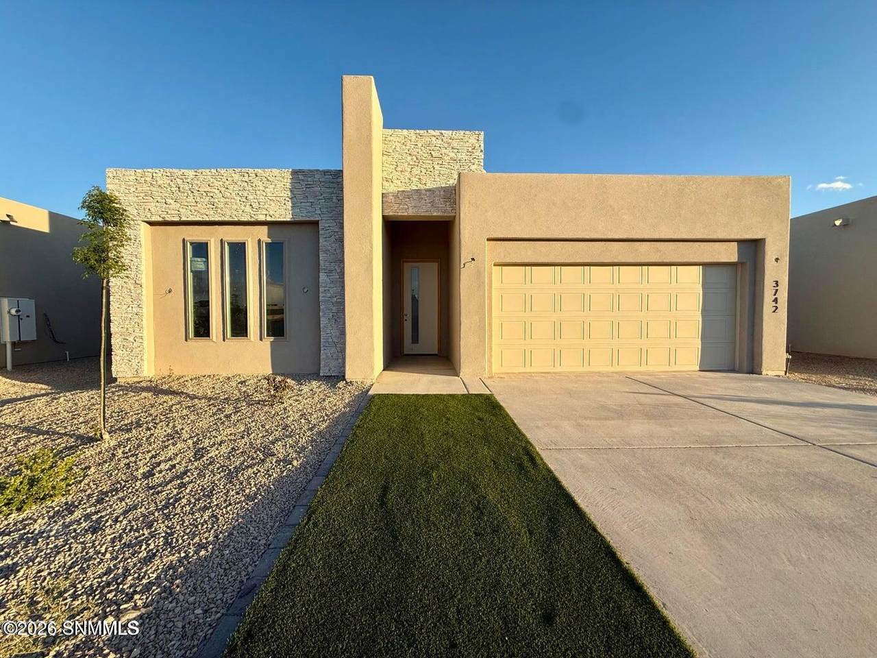 https://bt-photos.global.ssl.fastly.net/lascruces/1280_boomver_1_2602380-2.jpg