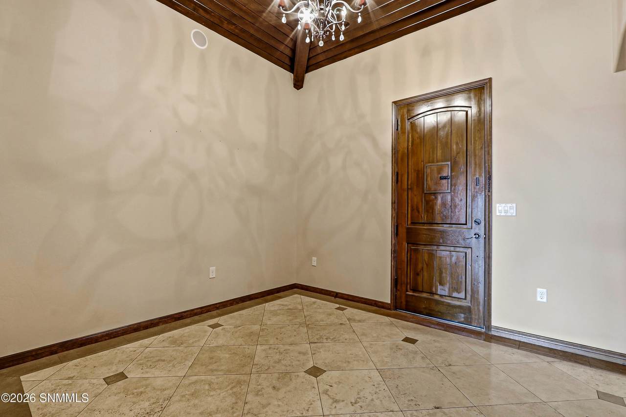 https://bt-photos.global.ssl.fastly.net/lascruces/1280_boomver_1_2602387-2.jpg