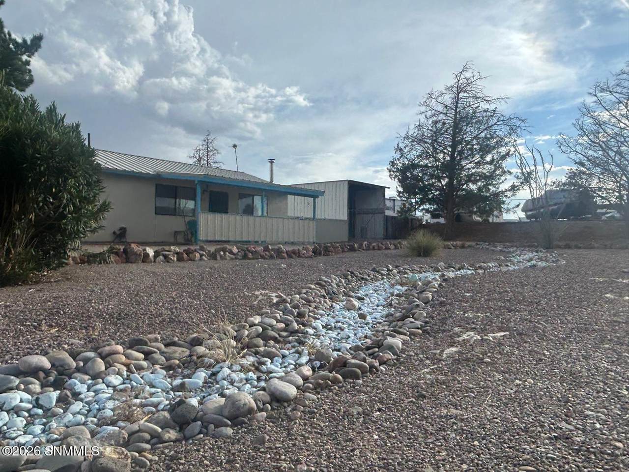 https://bt-photos.global.ssl.fastly.net/lascruces/1280_boomver_1_2602424-2.jpg