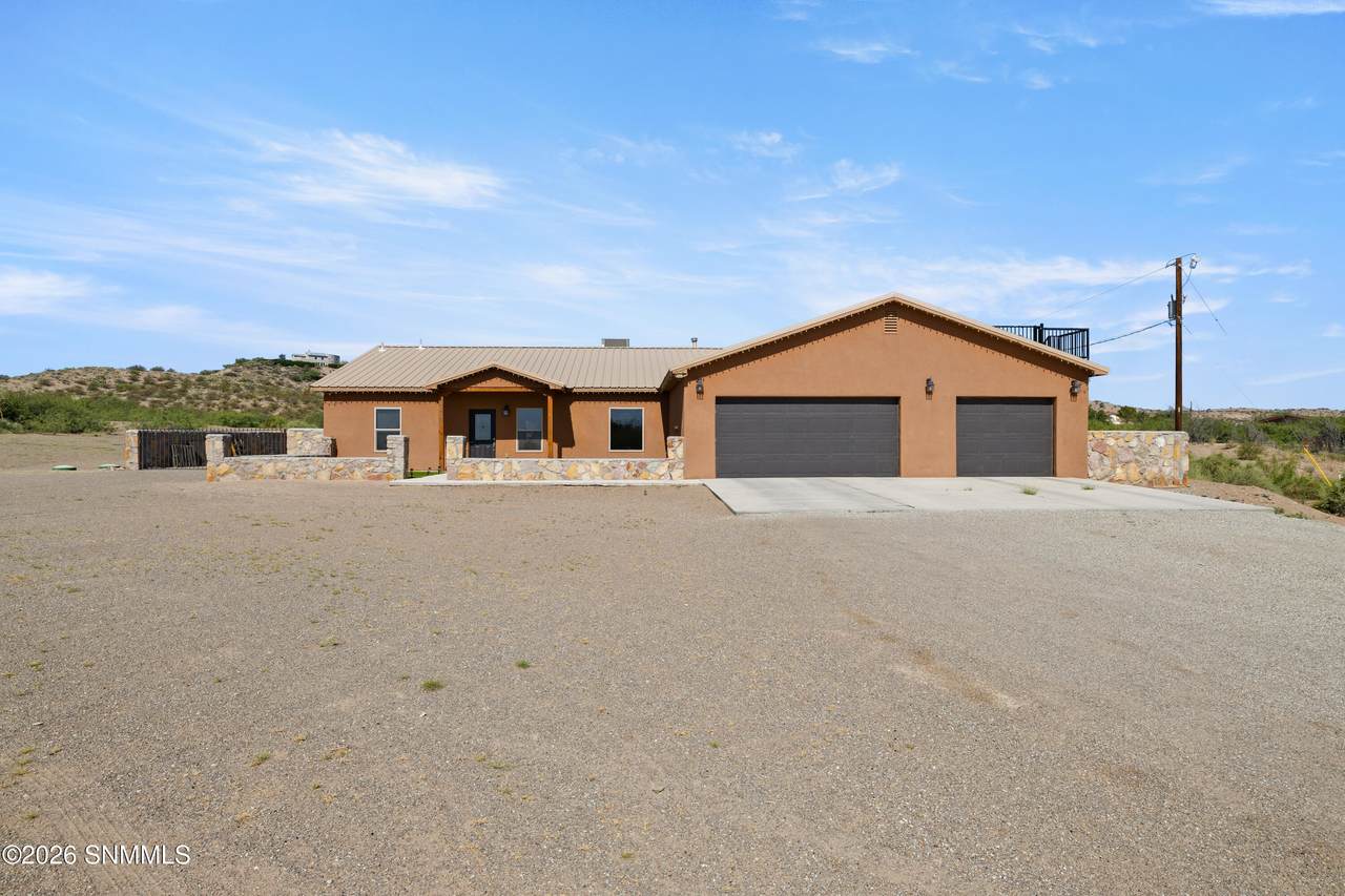 https://bt-photos.global.ssl.fastly.net/lascruces/1280_boomver_1_2602432-2.jpg