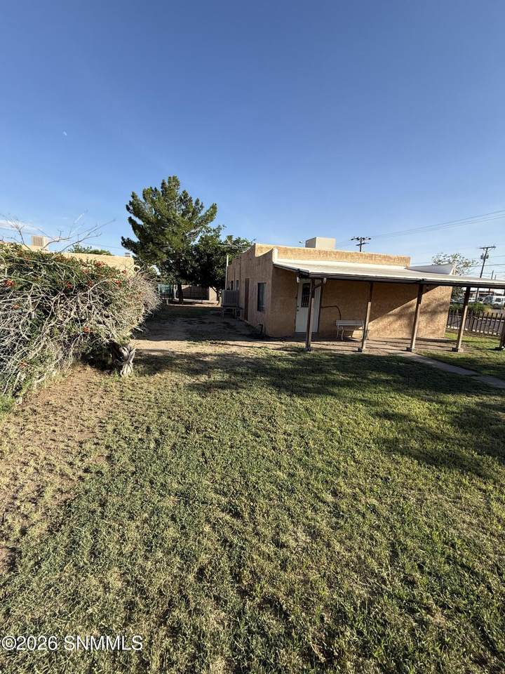 https://bt-photos.global.ssl.fastly.net/lascruces/1280_boomver_1_2602433-2.jpg