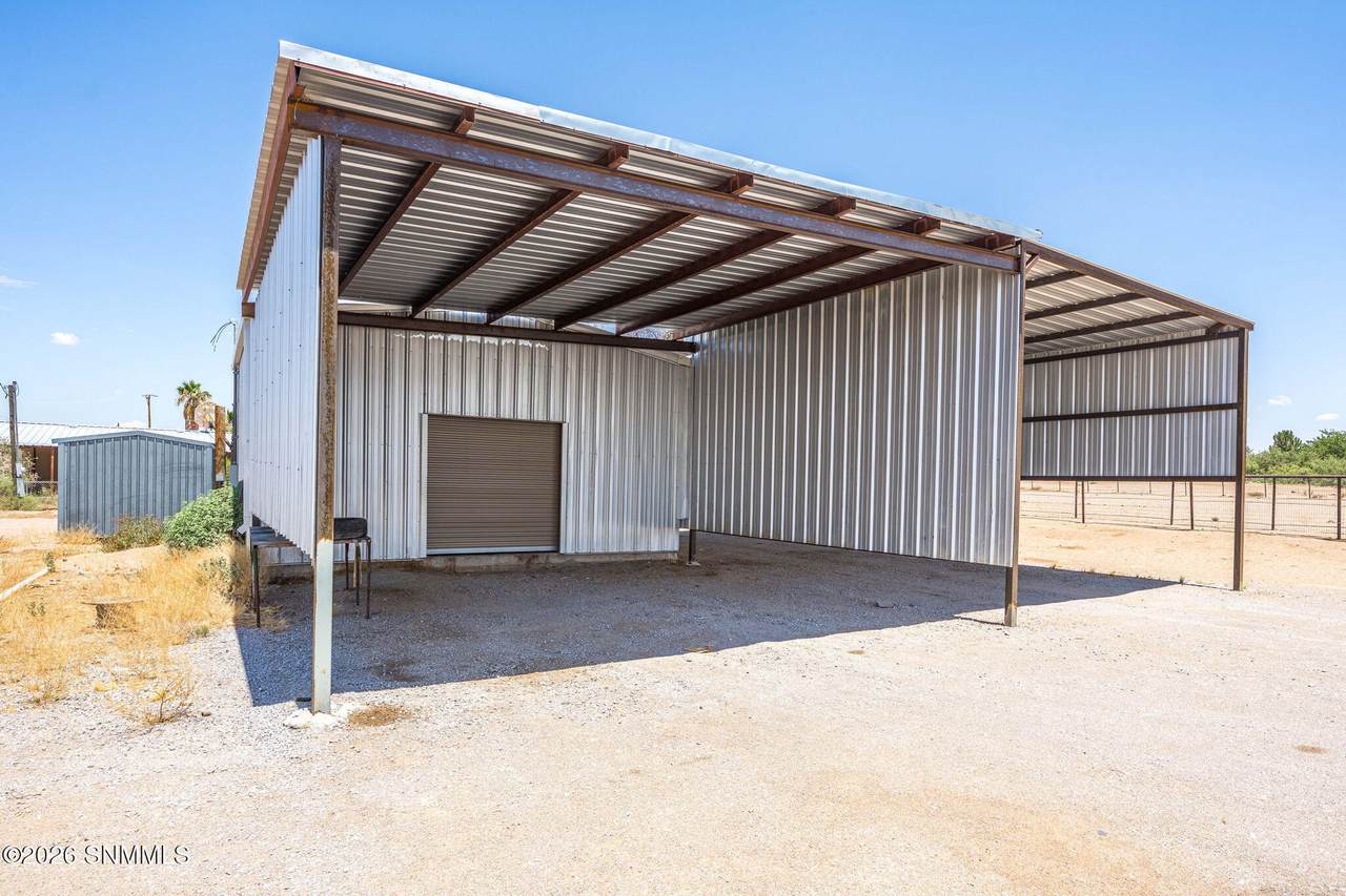 https://bt-photos.global.ssl.fastly.net/lascruces/1280_boomver_1_2602547-2.jpg