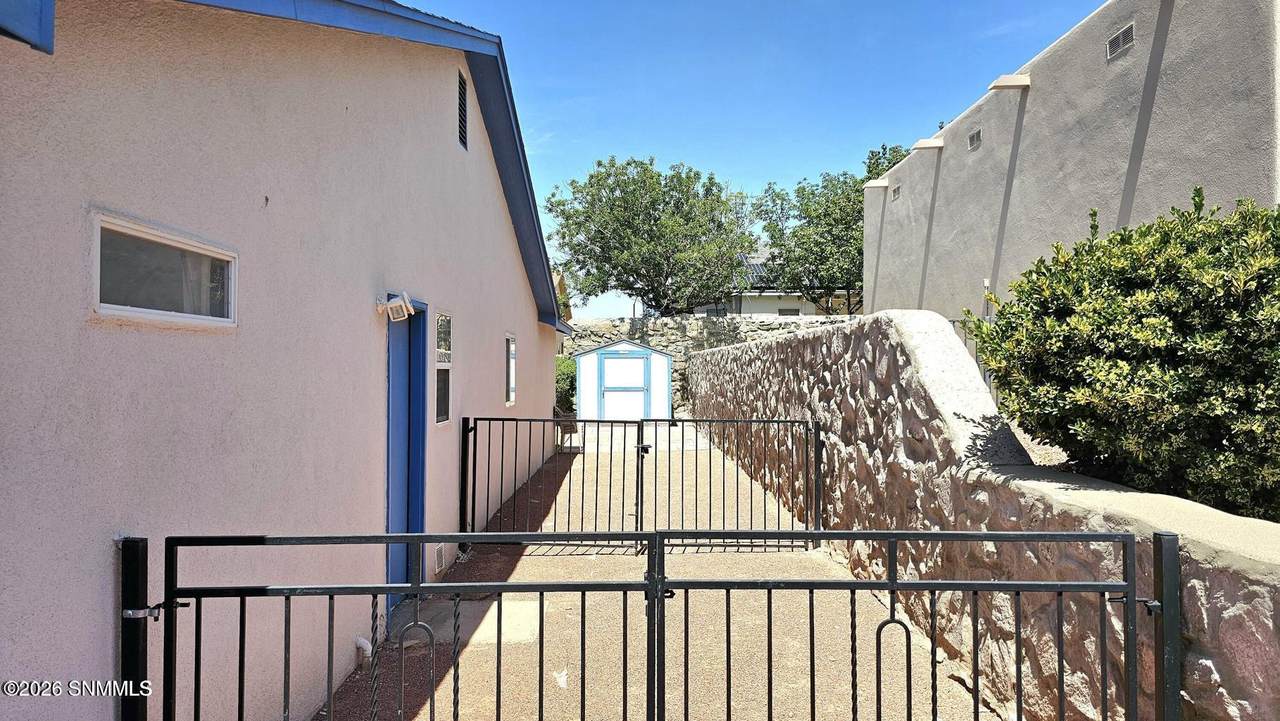 https://bt-photos.global.ssl.fastly.net/lascruces/1280_boomver_1_2602551-2.jpg