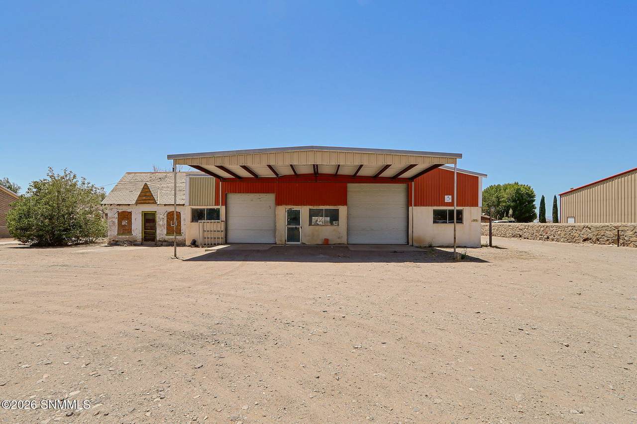 8835 Highway 187 - Photo 1