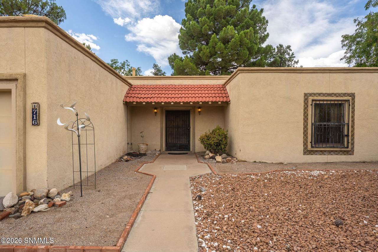 https://bt-photos.global.ssl.fastly.net/lascruces/1280_boomver_1_2602647-2.jpg
