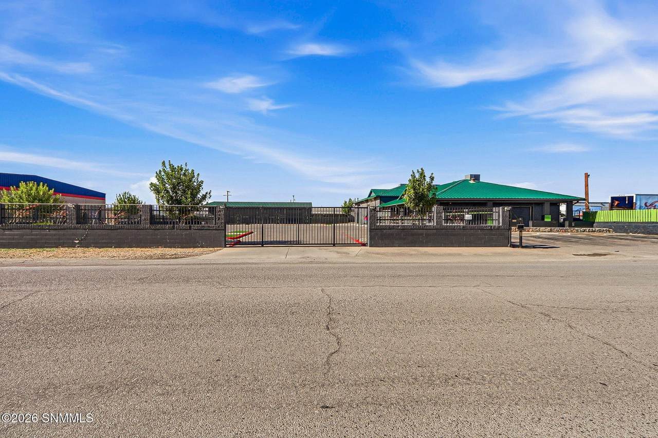 https://bt-photos.global.ssl.fastly.net/lascruces/1280_boomver_1_2602668-2.jpg
