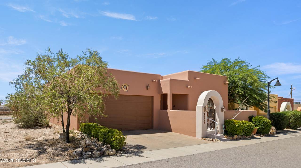 https://bt-photos.global.ssl.fastly.net/lascruces/1280_boomver_1_2602712-2.jpg
