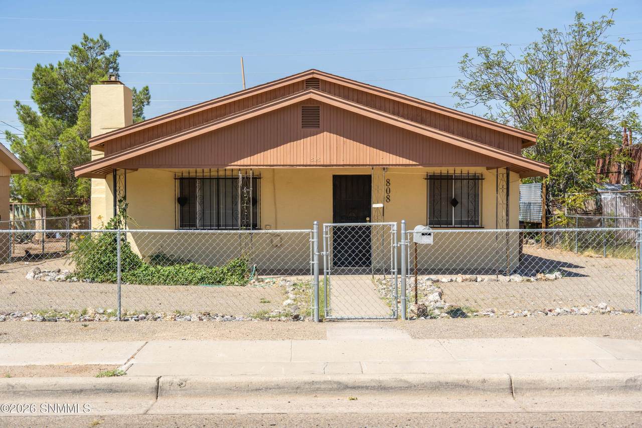 808 Alamo Street - Photo 1