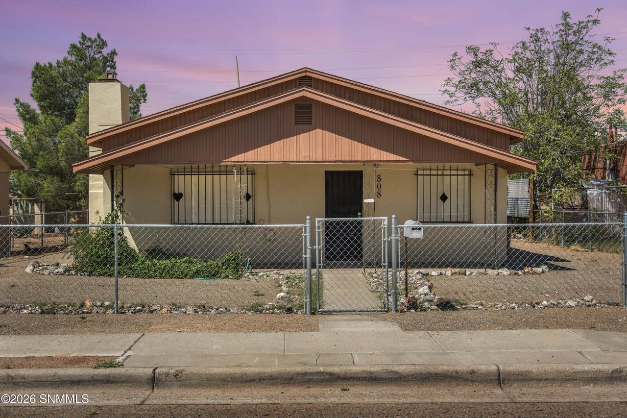 https://bt-photos.global.ssl.fastly.net/lascruces/1280_boomver_1_2602715-2.jpg
