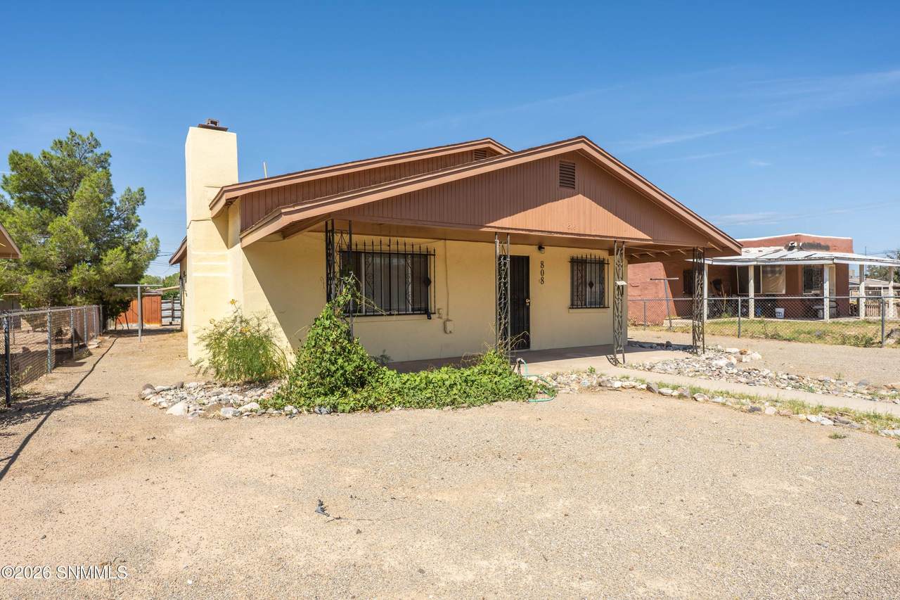 https://bt-photos.global.ssl.fastly.net/lascruces/1280_boomver_1_2602715-2.jpg