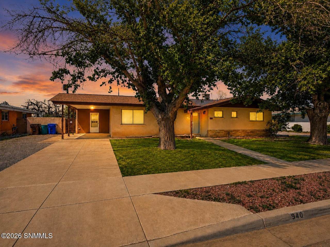 940 Calle Del Sol - Photo 1