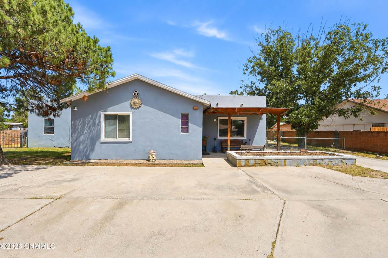 2910 Dona Ana Road - Photo 1